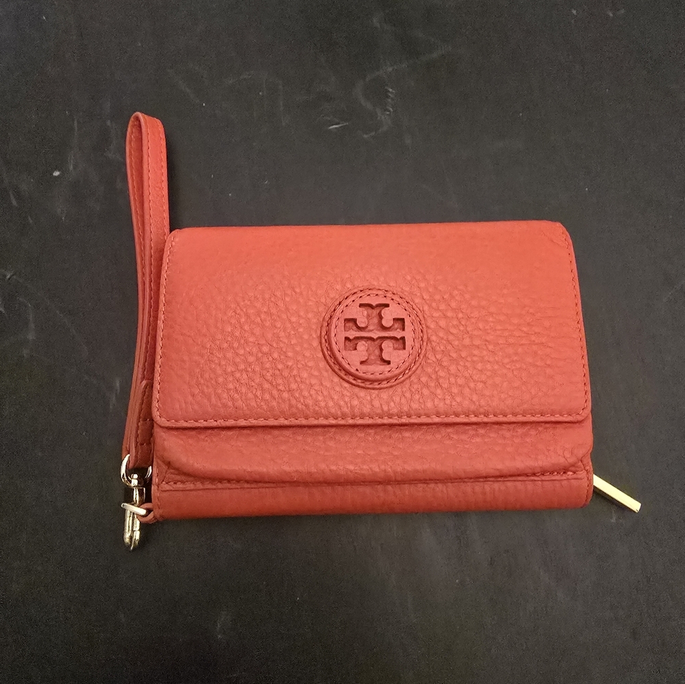 OVERSIZED WRISTLET POUCH BURNT ORANGE